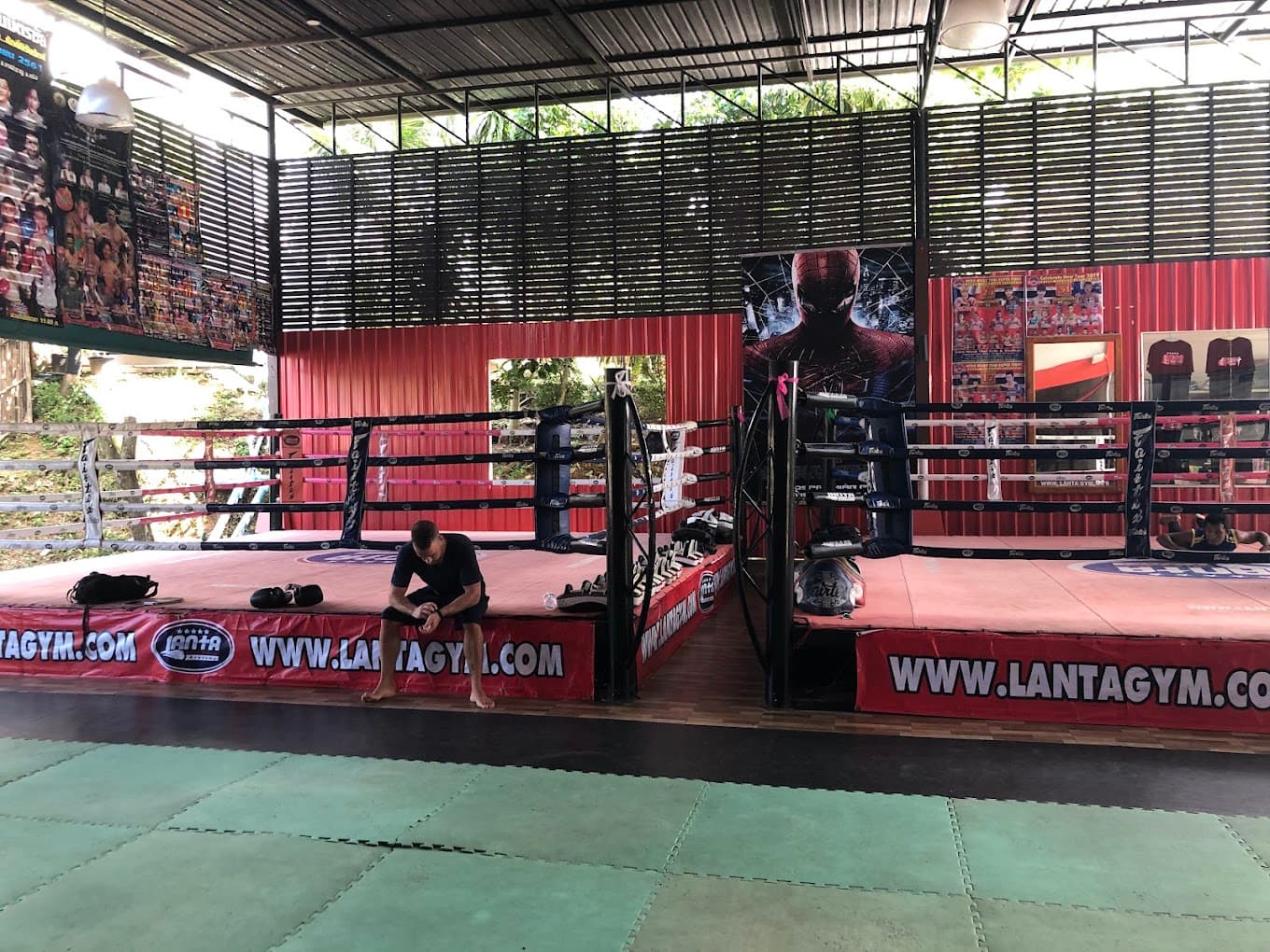 Lanta Muay Thai Academy